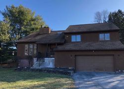 Pre-foreclosure Listing in HART DR POUGHKEEPSIE, NY 12603