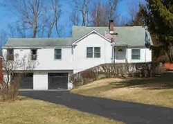 Pre-foreclosure Listing in BEACH RD POUGHQUAG, NY 12570