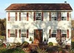 Pre-foreclosure in  FROG HOLLOW RD Poughquag, NY 12570