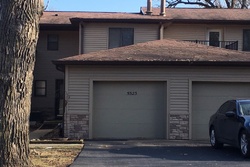 Pre-foreclosure Listing in NEWPORT DR LISLE, IL 60532