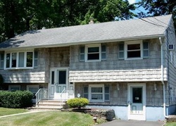 Pre-foreclosure in  CLAREMONT AVE Colonia, NJ 07067