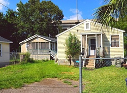 Pre-foreclosure in  F ST Charleston, SC 29403