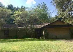  Crystal Dr, Cantonment FL