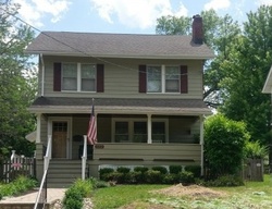 Pre-foreclosure Listing in WESTOVER AVE CALDWELL, NJ 07006