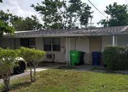Pre-foreclosure in  NW 12TH ST APT F Fort Lauderdale, FL 33313