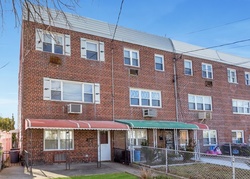 Pre-foreclosure in  HOLLYWOOD AVE Bronx, NY 10465