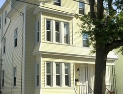 Pre-foreclosure in  DIVISION ST New Bedford, MA 02744