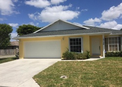 Pre-foreclosure Listing in BOYNTON PLACE CIR BOYNTON BEACH, FL 33437