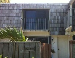 Pre-foreclosure in  LIVE OAK LN Boynton Beach, FL 33436