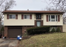 Balmoral Dr, Bolingbrook IL