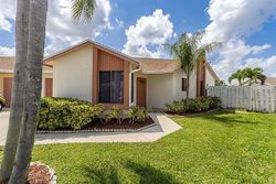 Pre-foreclosure in  SARATOGA PARK CT Boca Raton, FL 33428