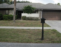 Pre-foreclosure in  LAKE PARK RD Boca Raton, FL 33487