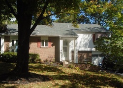 Pre-foreclosure Listing in GLEN RD READING, PA 19606