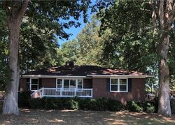 Pre-foreclosure Listing in EDGEWOOD DR WILLIAMSTON, SC 29697