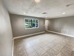 Pre-foreclosure in  OCEANIC RD Holiday, FL 34690