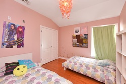 Pre-foreclosure in  WHITMAN DR Brooklyn, NY 11234