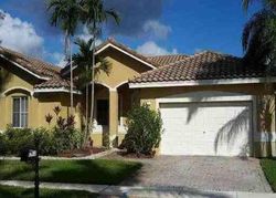 Pre-foreclosure in  SW 38TH ST Hollywood, FL 33027