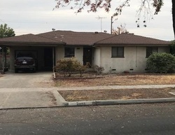 Pre-foreclosure Listing in E DAYTON AVE FRESNO, CA 93726