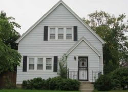 Pre-foreclosure Listing in S 15TH ST MILWAUKEE, WI 53221