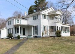 Pre-foreclosure Listing in BROOKVIEW RD CASTLETON ON HUDSON, NY 12033