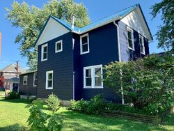 Pre-foreclosure in  N METCALF AVE Amboy, IL 61310