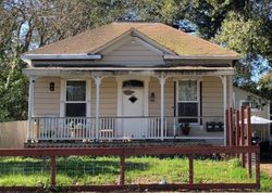 Pre-foreclosure Listing in 6TH ST PETALUMA, CA 94952