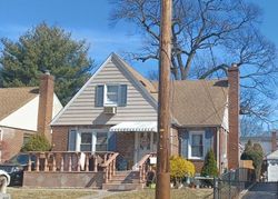Pre-foreclosure in  RINTIN ST Franklin Square, NY 11010