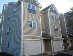 Pre-foreclosure Listing in FORESTVIEW DR NORWICH, CT 06360