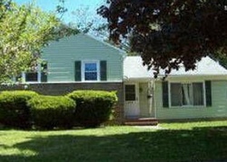 Pre-foreclosure Listing in FETZNER RD ROCHESTER, NY 14626