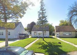 Pre-foreclosure in  W LINWAL LN Milwaukee, WI 53209