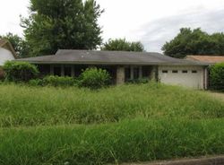 Pre-foreclosure in  E 28TH ST Tulsa, OK 74129