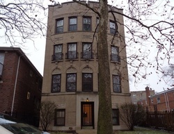 Pre-foreclosure in  N CLAREMONT AVE Chicago, IL 60645