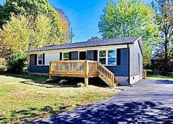 Pre-foreclosure in  COOLBROOK DR Frankfort, KY 40601