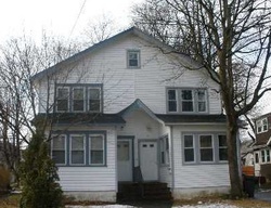 Pre-foreclosure Listing in ELLISON AVE FREEPORT, NY 11520