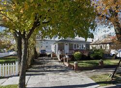 Pre-foreclosure in  HUXLEY ST Rosedale, NY 11422