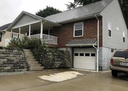 Pre-foreclosure Listing in BLACKBURN AVE ASHLAND, KY 41101