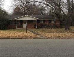 Pre-foreclosure in  N HUMMINGBIRD LN Fayetteville, AR 72703