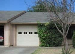 Pre-foreclosure Listing in LAKEWOOD PARK DR SACRAMENTO, CA 95828