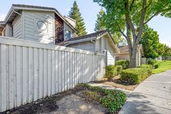 Pre-foreclosure Listing in ROSE VINE LN FAIR OAKS, CA 95628