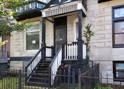Pre-foreclosure in  W WARREN BLVD Chicago, IL 60612