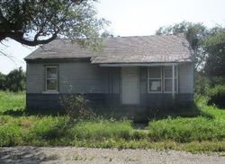 Pre-foreclosure Listing in S 8TH ST ENID, OK 73701