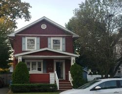 Pre-foreclosure Listing in DIVISION ST METUCHEN, NJ 08840