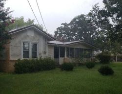 Pre-foreclosure Listing in COGGINS AVE POTEAU, OK 74953