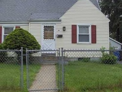 Pre-foreclosure Listing in EUCLID ST W HARTFORD, CT 06112