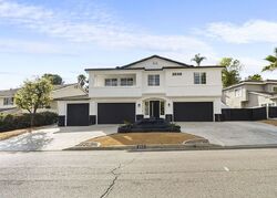 Pre-foreclosure Listing in SMUGGLERS POINT DR SUN CITY, CA 92587