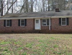 Pre-foreclosure Listing in SANDERS DR GREENWOOD, SC 29649