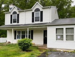 Pre-foreclosure Listing in ANITA DR JACKSON, NJ 08527