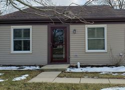 Pre-foreclosure Listing in CONTINENTAL DR WARRENVILLE, IL 60555