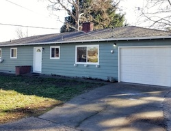 Pre-foreclosure Listing in ELLEN AVE MEDFORD, OR 97501