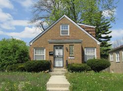 Pre-foreclosure Listing in S WABASH AVE RIVERDALE, IL 60827